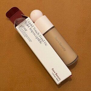 RARE BEAUTY Liquid Touch Weightless Foundation - shade 230N